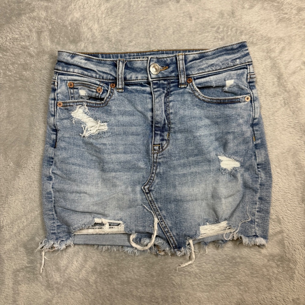 American Eagle Denim Skirt Womens 4 Blue Faded Distressed Mini Super Stretch